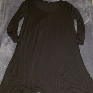 💥1/2 off bundles💥 3/4 sleeve black swing dress